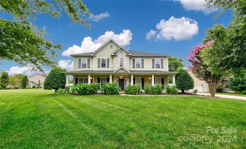 1013 Taylor Glenn Ln, Indian Trail, NC 28079