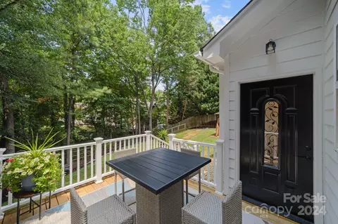 Exterior - 10129 Squires Way, Cornelius, NC 28031 photo 3 of 5