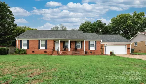 1542 Fieldcrest Cir, Rock Hill, SC 29732