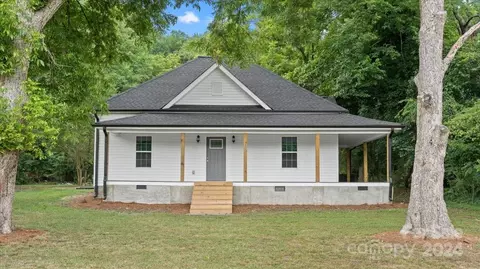609 E Steeple Chase Rd, Pleasant Garden, NC 27313