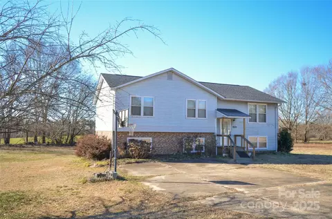 2725 Carla Dr, Shelby, NC 28150
