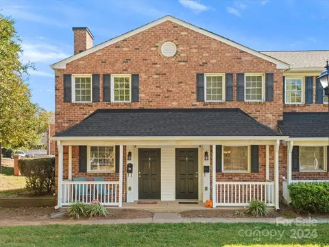 1344 Green Oaks B Ln #B, Charlotte, NC 28205