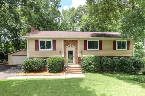 100 Condover Pl, Charlotte, NC 28270