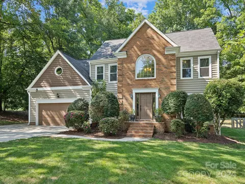 3100 Sweet Oak Ct, Charlotte, NC 28210
