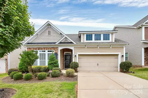 9018 Inverness Bay Rd, Charlotte, NC 28278