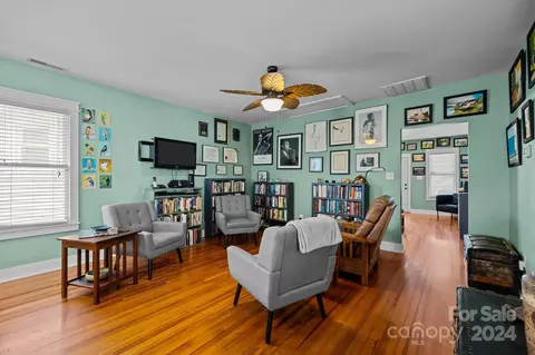 Living - 284 8th Ave, Cramerton, NC 28032 photo 1 of 2
