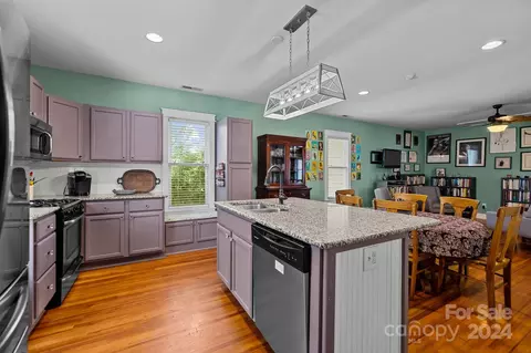 Kitchen - 284 8th Ave, Cramerton, NC 28032 photo 2 of 5