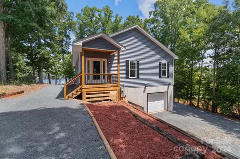 1015 Fairfield 493 Rd #493, Mount Gilead, NC 27306