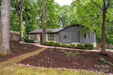 1941 12th Ne St NE, Hickory, NC 28601