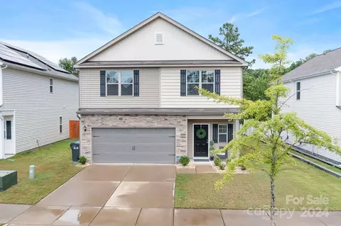 2913 Ainsley Greens Ln, Charlotte, NC 28214