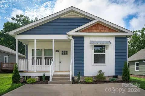 118 Bellamy Rd, Asheville, NC 28806
