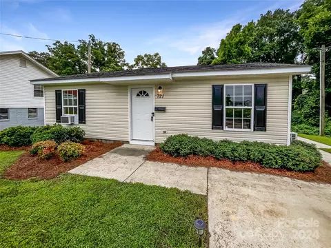 721 3rd Ave, Gastonia, NC 28054