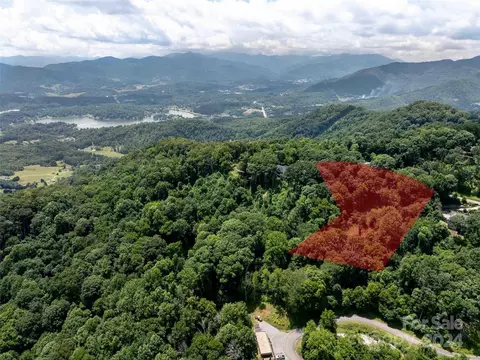 43 Sleepy Hollow Drive, Waynesville, NC 28785
