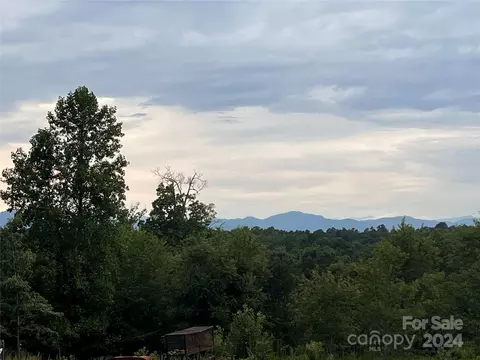 114 Clarkson Ln, Tryon, NC 28782