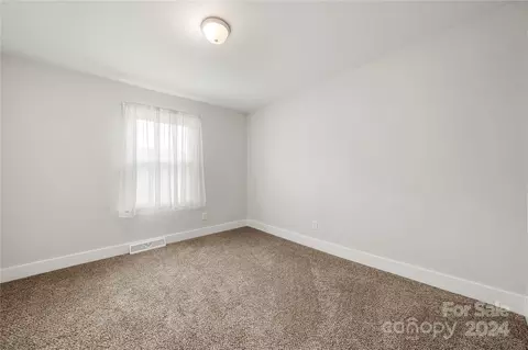 Bedroom - 326 E 20th St, Kannapolis, NC 28083 photo 2 of 4