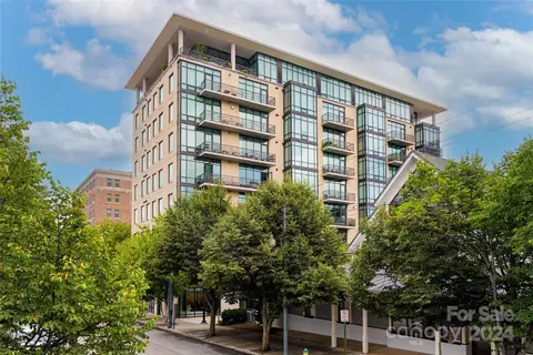 60 N Market 215 St #215, Asheville, NC 28801