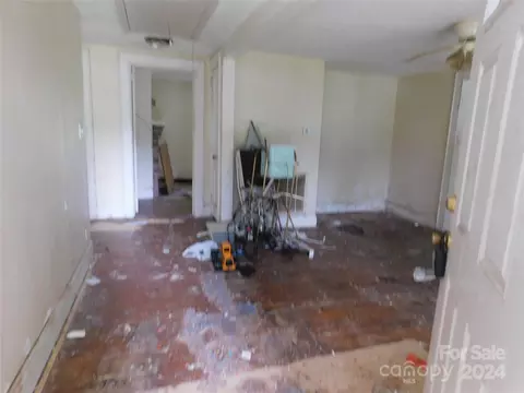 Living - 212 Easy St, Concord, NC 28027 photo 1 of 3