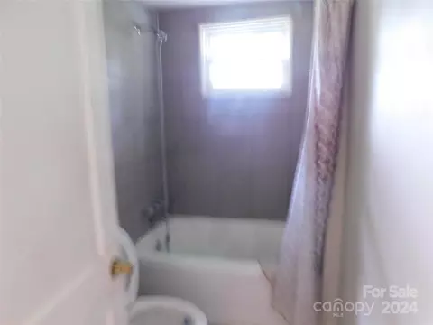 Bath - 212 Easy St, Concord, NC 28027 photo 1 of 2