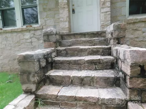Exterior - 212 Easy St, Concord, NC 28027 photo 2 of 3