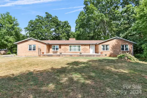 256 Old Miller Rd, Statesville, NC 28625