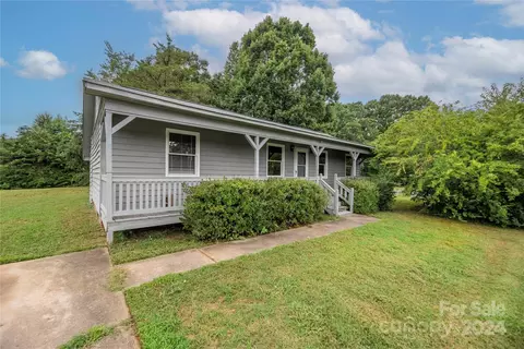 4327 Catawba Burris Rd, Denver, NC 28037
