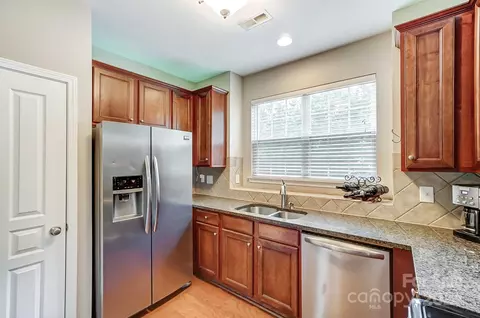Kitchen - 520 Bent Leaf 8 Ct #8, Fort Mill, SC 29708 photo 1 of 3