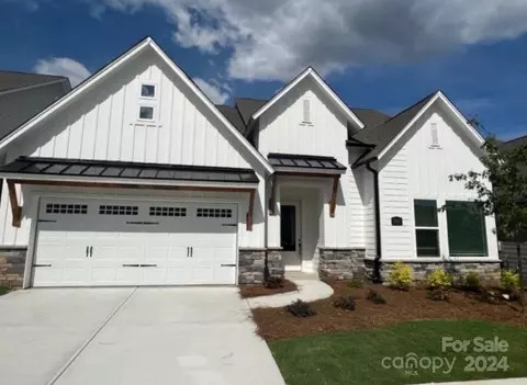 1335 Encore Ln, Waxhaw, NC 28173