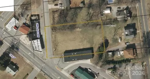 116 3rd Ave, Conover, NC 28613