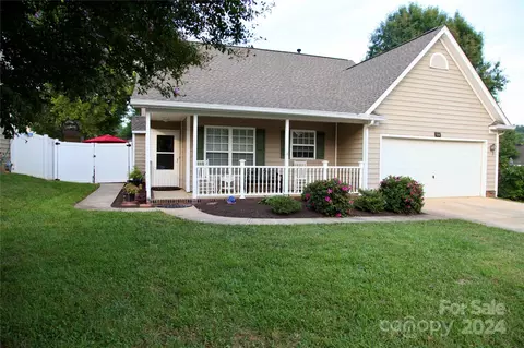6002 Amber Ct, Indian Trail, NC 28079