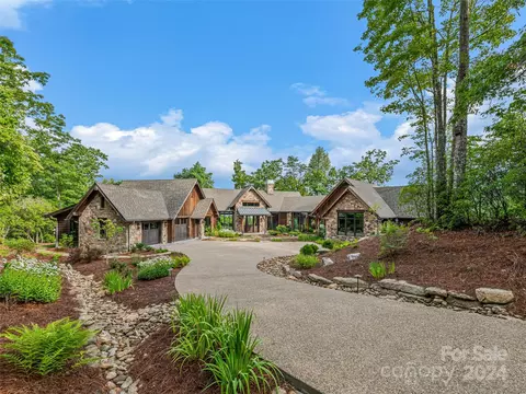 920 Sylvan Byway Byway, Pisgah Forest, NC 28768