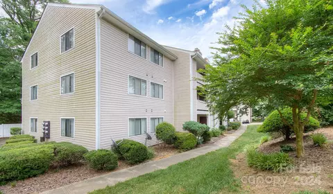 7530 Pebblestone M Dr #M, Charlotte, NC 28212