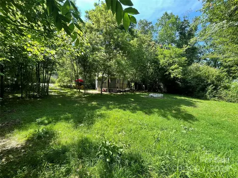 29 Logan Ln, Fletcher, NC 28732
