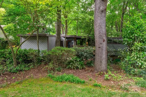 6012 Colchester Pl, Charlotte, NC 28210
