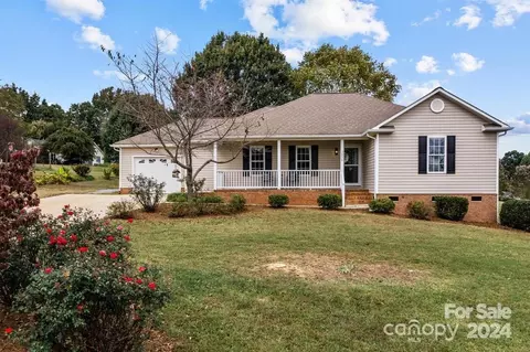 3858 Ashland Dr, Maiden, NC 28650