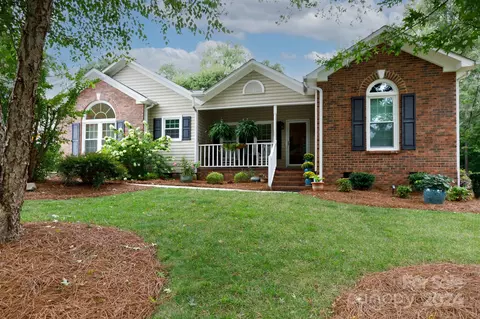 2151 Lookout Rdg, Rock Hill, SC 29732