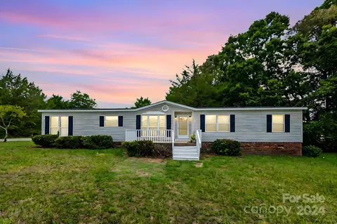 526 Old Lincolnton Crouse Rd, Lincolnton, NC 28092