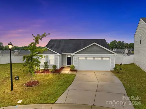 4114 Robinson Park Dr, Charlotte, NC 28215