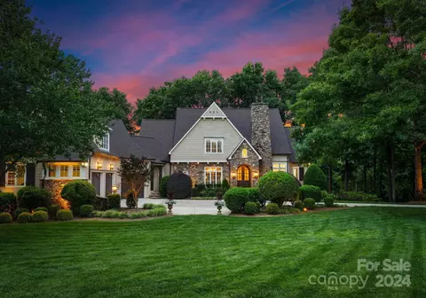 112 Lightship Dr, Mooresville, NC 28117