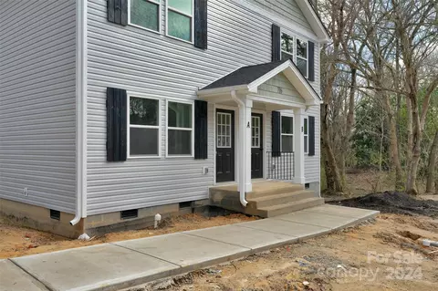 716 Evening Shade Ln, Gastonia, NC 28052