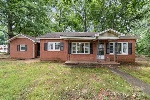 2048 Quiet 1 Ln #1, Hickory, NC 28602