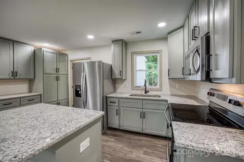 Kitchen - 2988 Us 70 E, Marion, NC 28752 photo 3 of 3