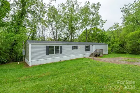 553 Old Fort Rd, Fairview, NC 28730