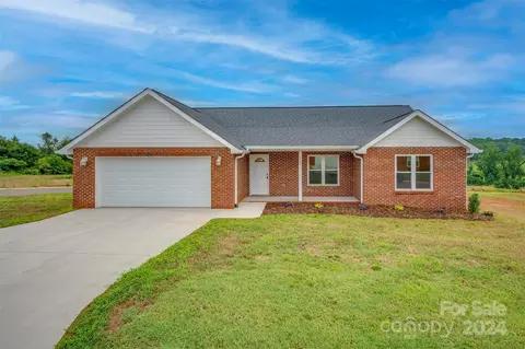 123 Central Park Cir, Spindale, NC 28160