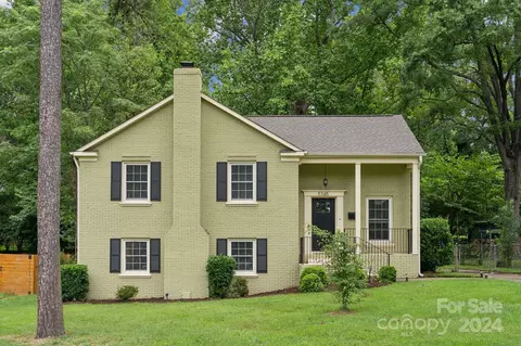 5345 Grafton Dr, Charlotte, NC 28215