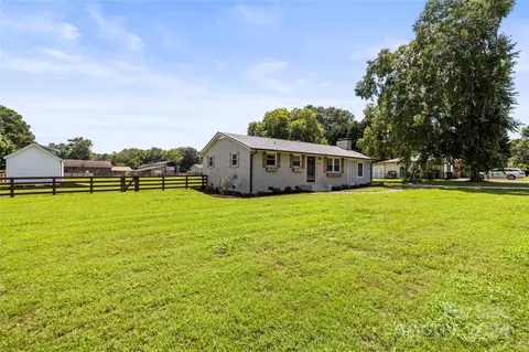 7778 Highway 73 Hwy, Stanley, NC 28164 photo 7
