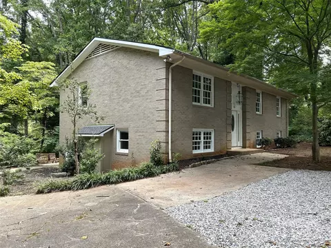 136 Dogwood Ln, Spindale, NC 28160