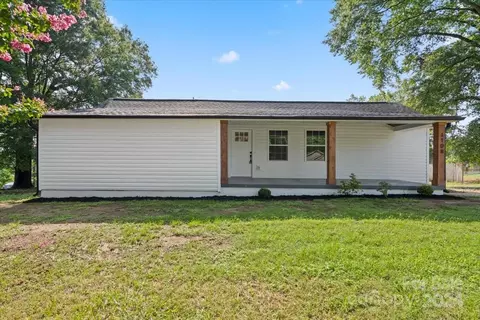 1108 China Grove Rd, Kannapolis, NC 28083