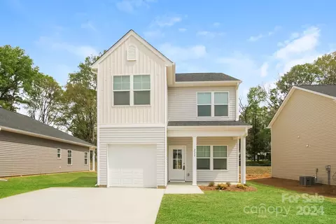 222 Hillcrest Dr, Mooresville, NC 28115