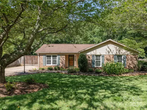 6333 Williams Rd, Charlotte, NC 28215