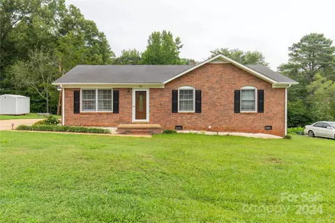 32 Oklahoma St, York, SC 29745